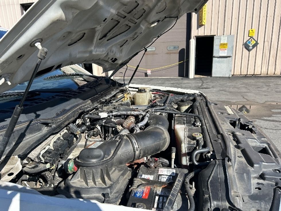 Flatbed Truck-Light and Medium Duty Trucks-Ford-2018-F550-Torrance-CA-170,919\n\t\tmiles-$ 36,000 - Image 23