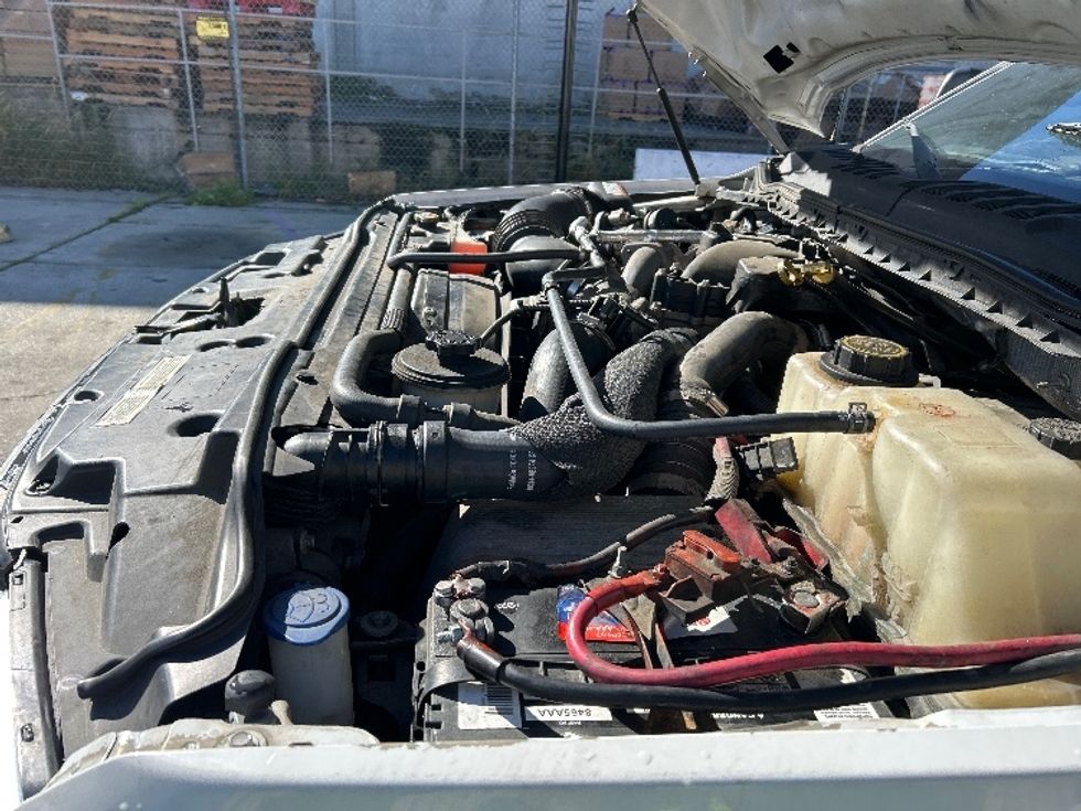 Flatbed Truck-Light and Medium Duty Trucks-Ford-2018-F550-Torrance-CA-170,919\n\t\tmiles-$ 36,000 - Image 24