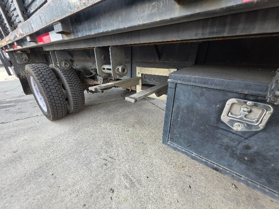 Flatbed Truck-Light and Medium Duty Trucks-Ford-2018-F550-Torrance-CA-194,443\n\t\tmiles-$ 33,250 - Image 14