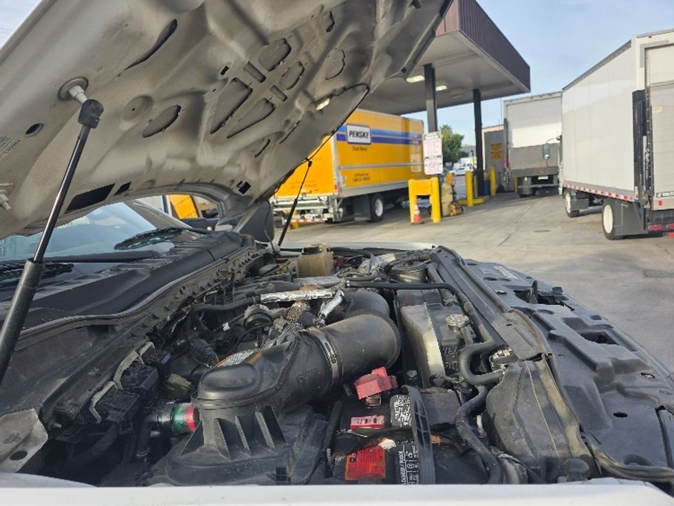 Flatbed Truck-Light and Medium Duty Trucks-Ford-2018-F550-Torrance-CA-194,443\n\t\tmiles-$ 33,250 - Image 23