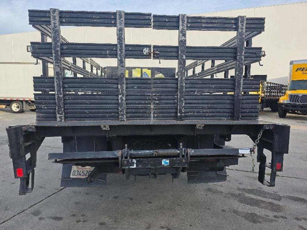 Flatbed Truck-Light and Medium Duty Trucks-Ford-2018-F550-Torrance-CA-194,443\n\t\tmiles-$ 33,250 - Image 7