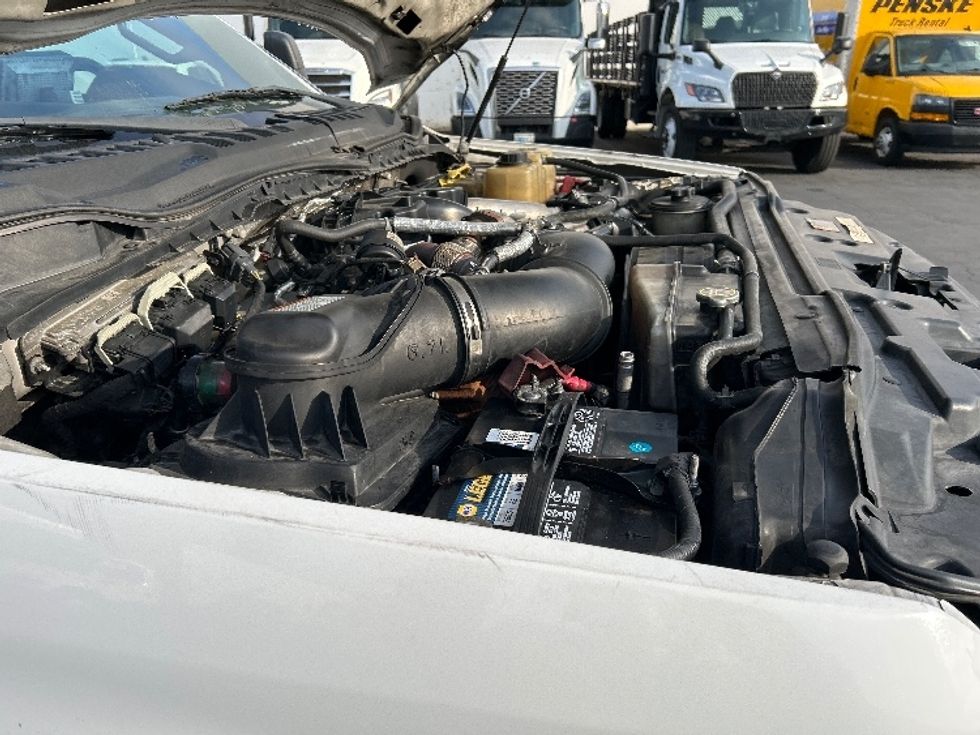 Flatbed Truck-Light and Medium Duty Trucks-Ford-2018-F550-Torrance-CA-219,129\n\t\tmiles-$ 26,750 - Image 23