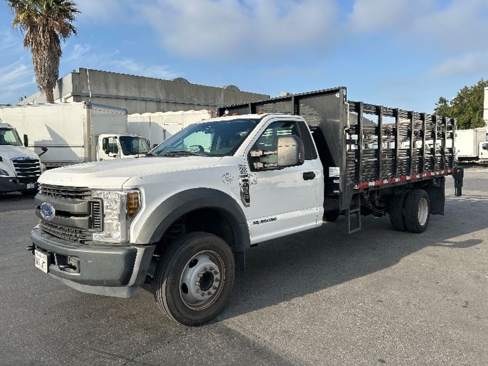 Flatbed Truck-Light and Medium Duty Trucks-Ford-2018-F550-Torrance-CA-219,129\n\t\tmiles-$ 26,750 - Image 3