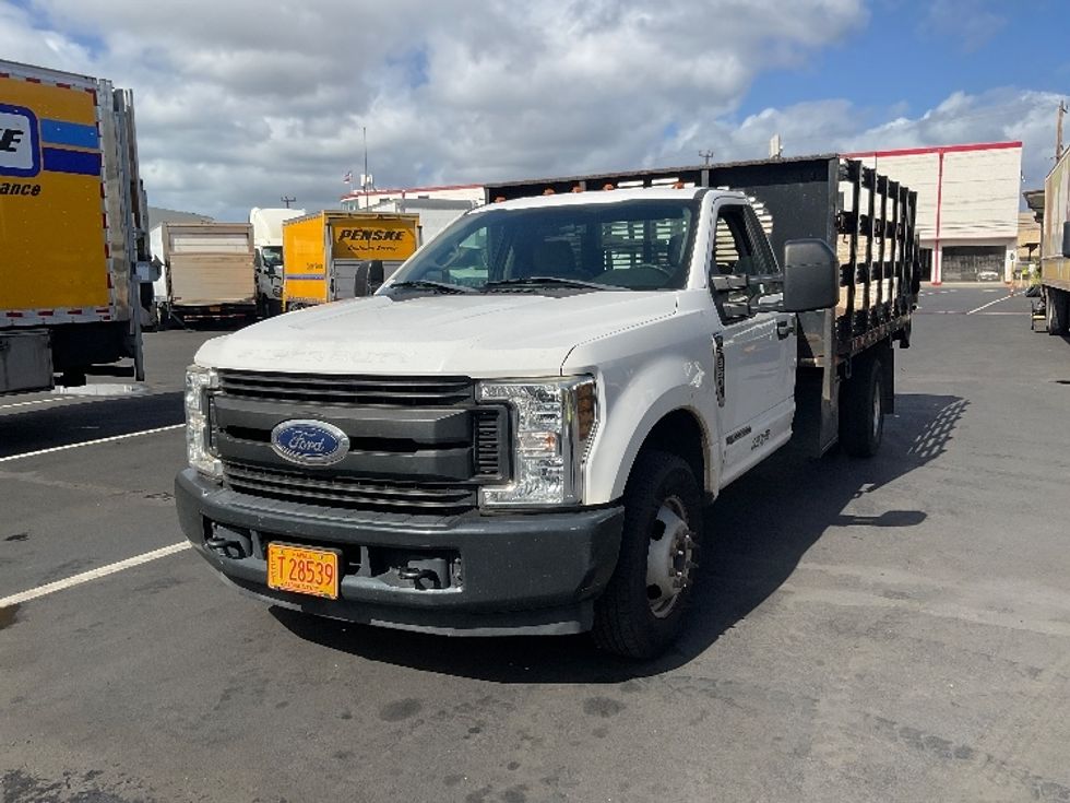 Flatbed Truck-Light and Medium Duty Trucks-Ford-2019-F350-Torrance-CA-38,158\n\t\tmiles-$ 36,000 - Image 3