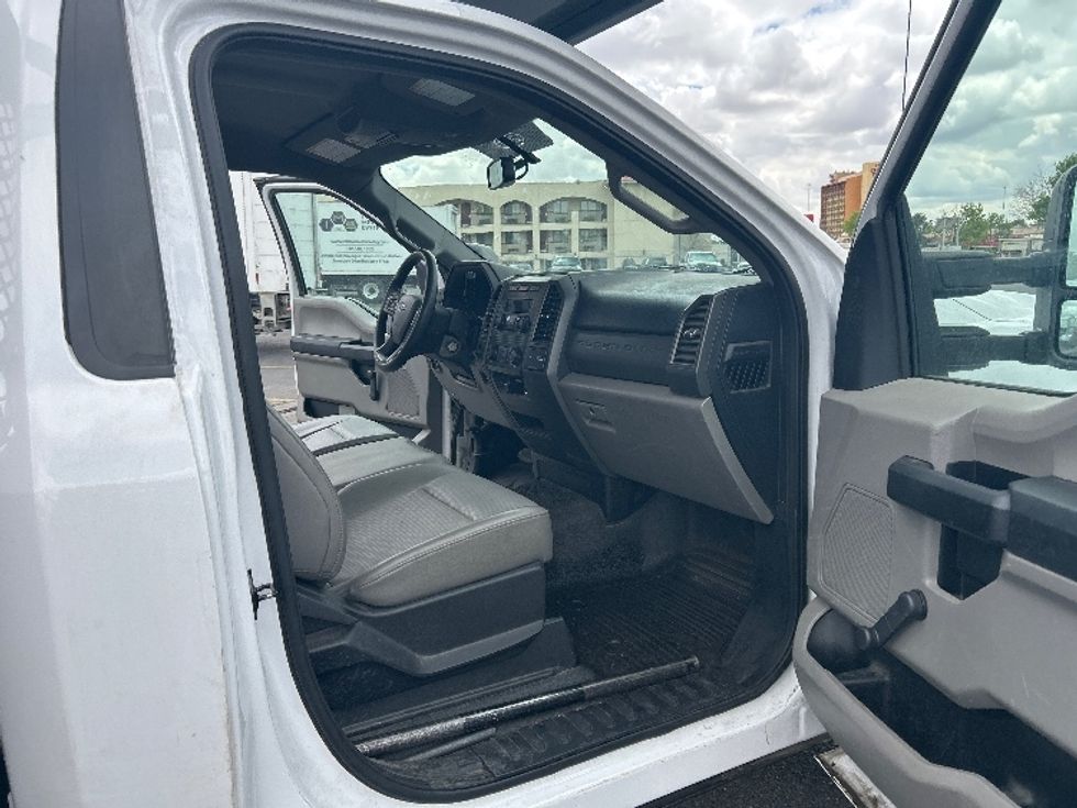 Flatbed Truck-Light and Medium Duty Trucks-Ford-2019-F450-Albuquerque-NM-85,288\n\t\tmiles-$ 41,250 - Image 17