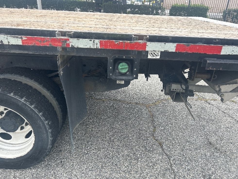 Flatbed Truck-Light and Medium Duty Trucks-Ford-2019-F450-Carson-CA-112,672\n\t\tmiles-$ 31,750 - Image 22