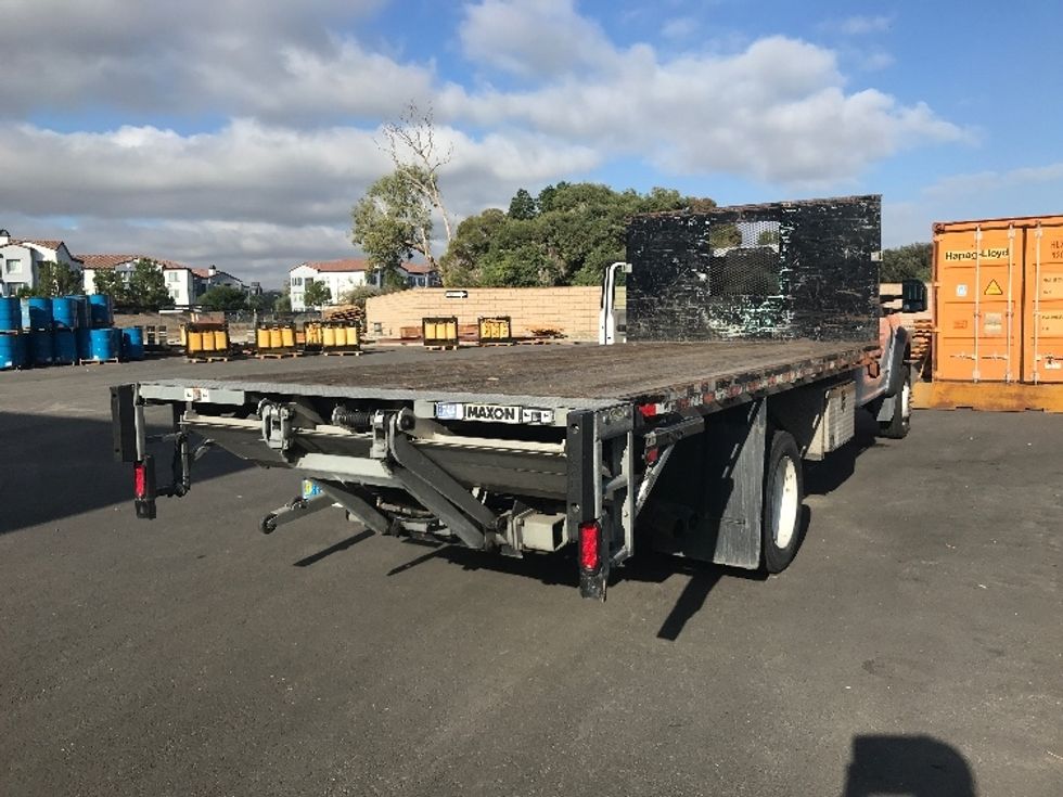 Flatbed Truck-Light and Medium Duty Trucks-Ford-2019-F450-Chino-CA-80,676\n\t\tmiles-$ 37,750 - Image 13