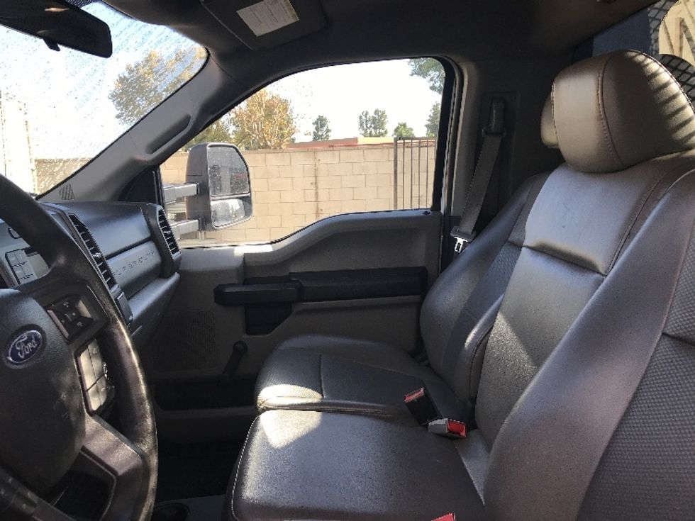 Flatbed Truck-Light and Medium Duty Trucks-Ford-2019-F450-Chino-CA-80,676\n\t\tmiles-$ 37,750 - Image 19