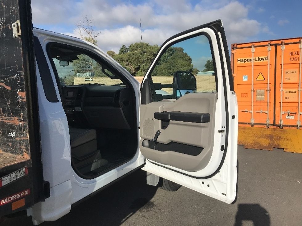 Flatbed Truck-Light and Medium Duty Trucks-Ford-2019-F450-Chino-CA-80,676\n\t\tmiles-$ 37,750 - Image 20