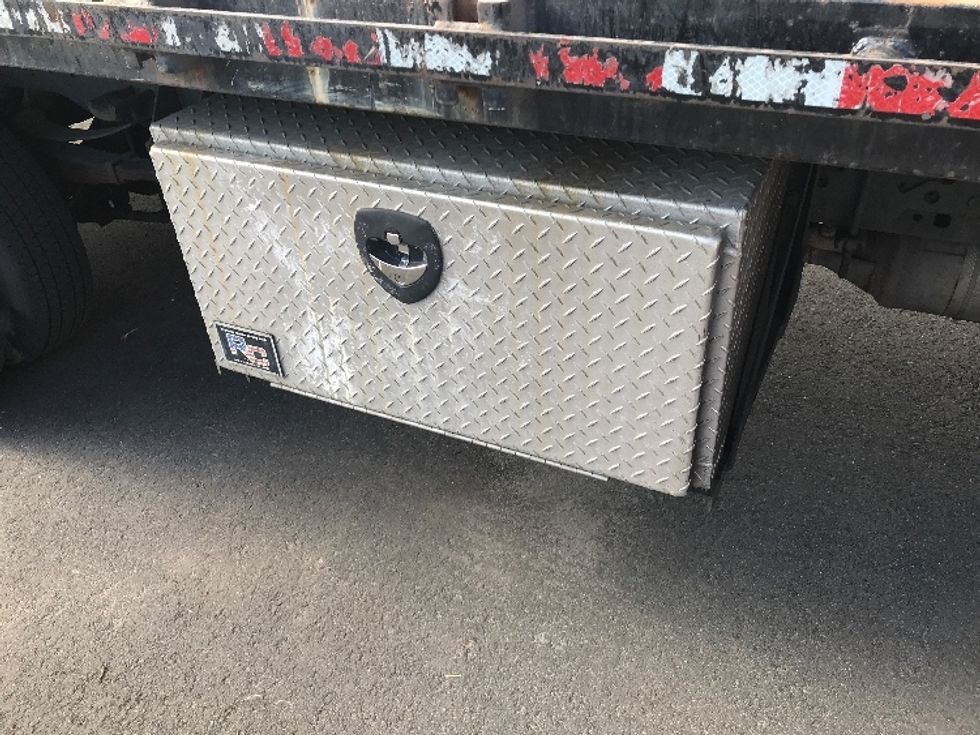 Flatbed Truck-Light and Medium Duty Trucks-Ford-2019-F450-Chino-CA-80,676\n\t\tmiles-$ 37,750 - Image 24