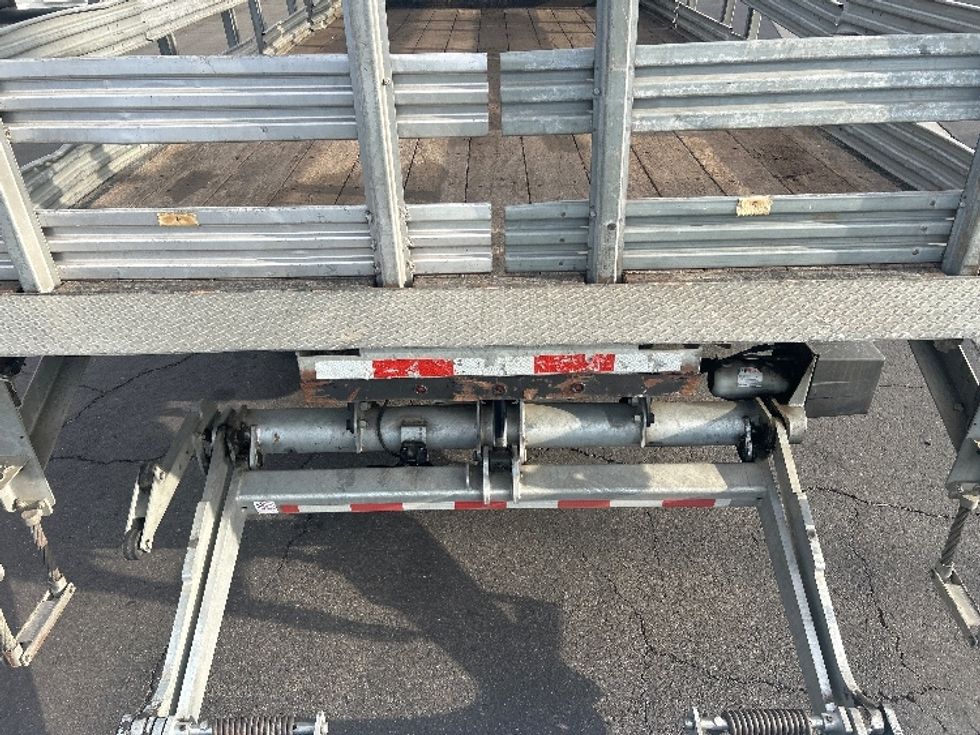 Flatbed Truck-Light and Medium Duty Trucks-Ford-2019-F450-Fontana-CA-101,937\n\t\tmiles-$ 33,000 - Image 10