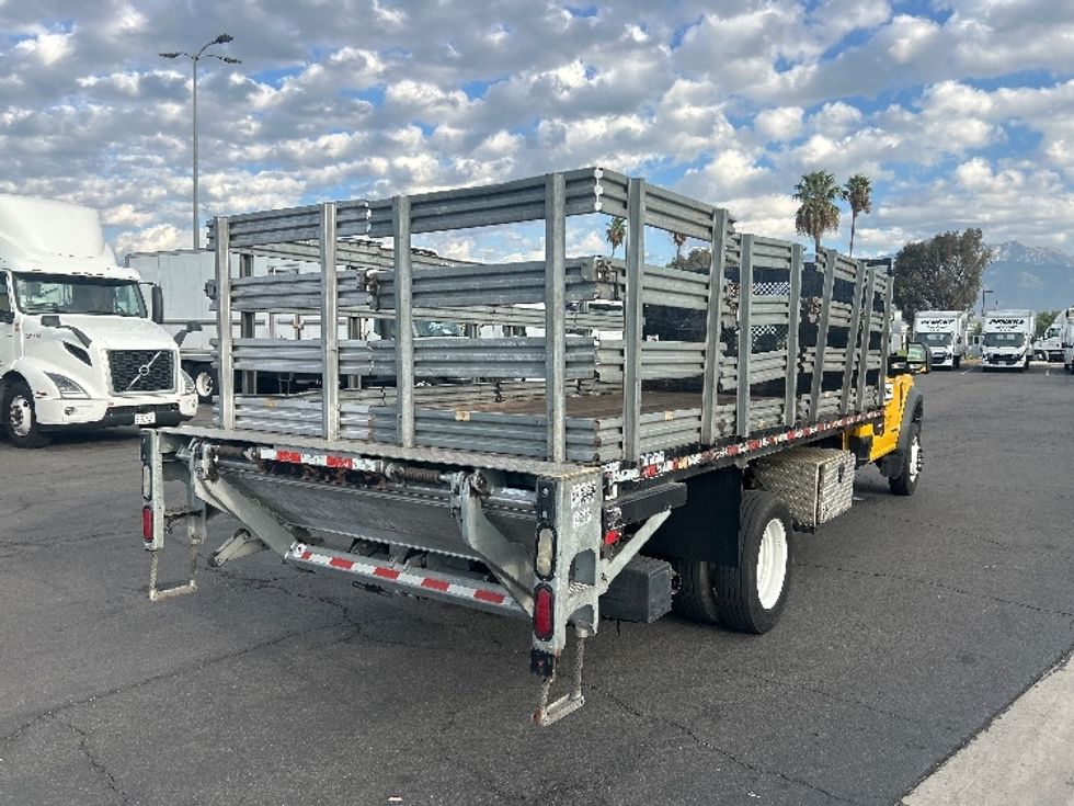 Flatbed Truck-Light and Medium Duty Trucks-Ford-2019-F450-Fontana-CA-101,937\n\t\tmiles-$ 33,000 - Image 13