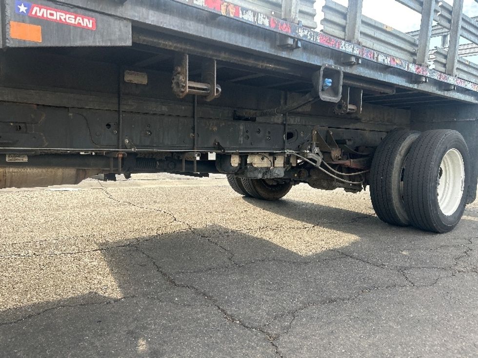 Flatbed Truck-Light and Medium Duty Trucks-Ford-2019-F450-Fontana-CA-101,937\n\t\tmiles-$ 33,000 - Image 5