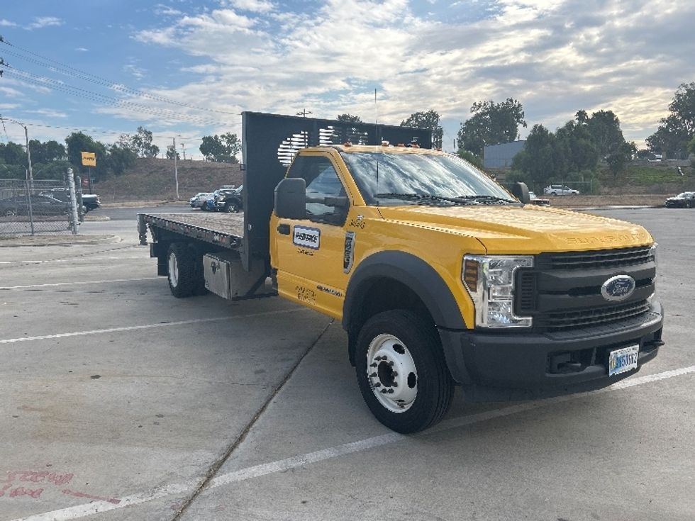 Flatbed Truck-Light and Medium Duty Trucks-Ford-2019-F450-Fontana-CA-103,518\n\t\tmiles-$ 32,750 - Image 1