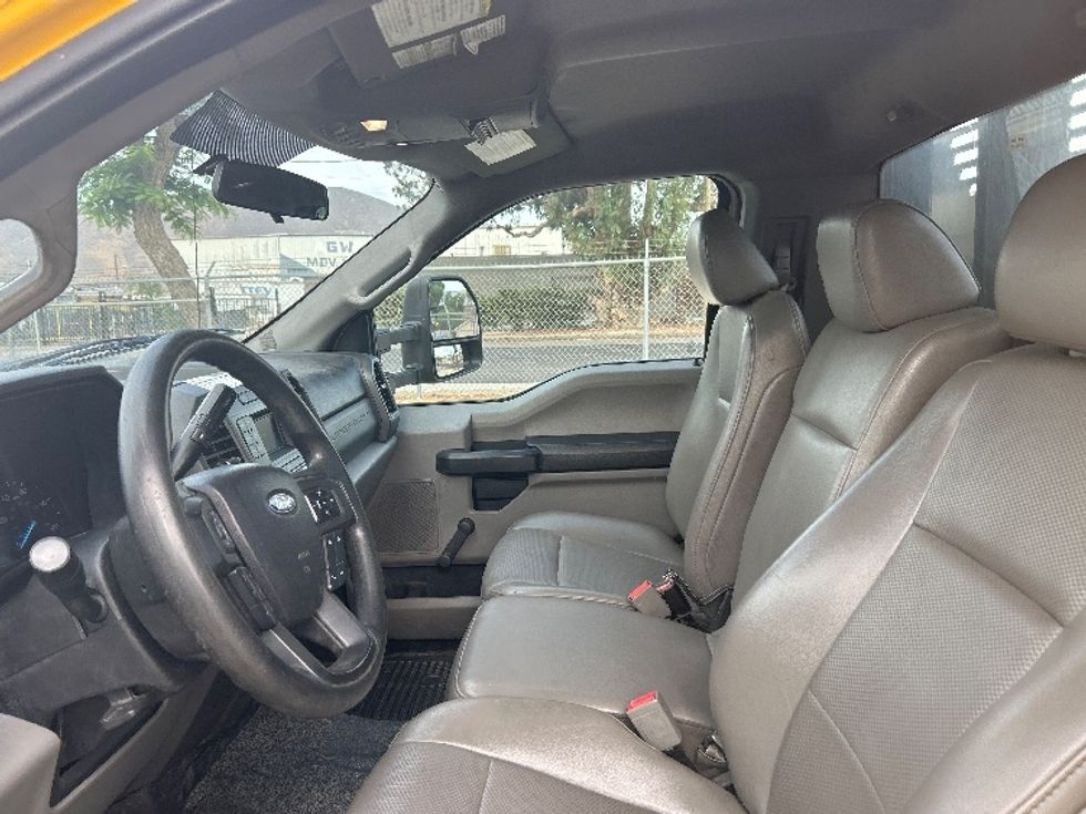 Flatbed Truck-Light and Medium Duty Trucks-Ford-2019-F450-Fontana-CA-103,518\n\t\tmiles-$ 32,750 - Image 15