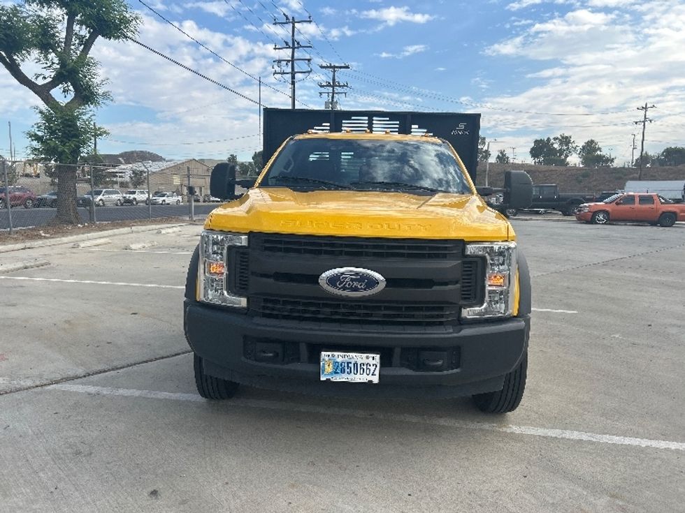 Flatbed Truck-Light and Medium Duty Trucks-Ford-2019-F450-Fontana-CA-103,518\n\t\tmiles-$ 32,750 - Image 2