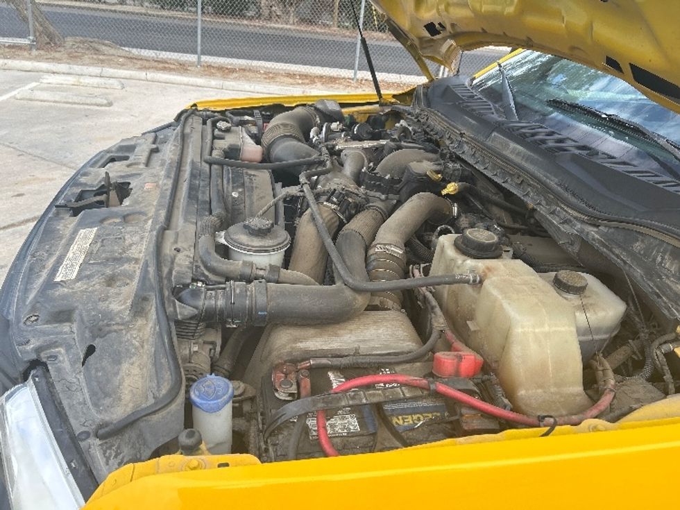 Flatbed Truck-Light and Medium Duty Trucks-Ford-2019-F450-Fontana-CA-103,518\n\t\tmiles-$ 32,750 - Image 20