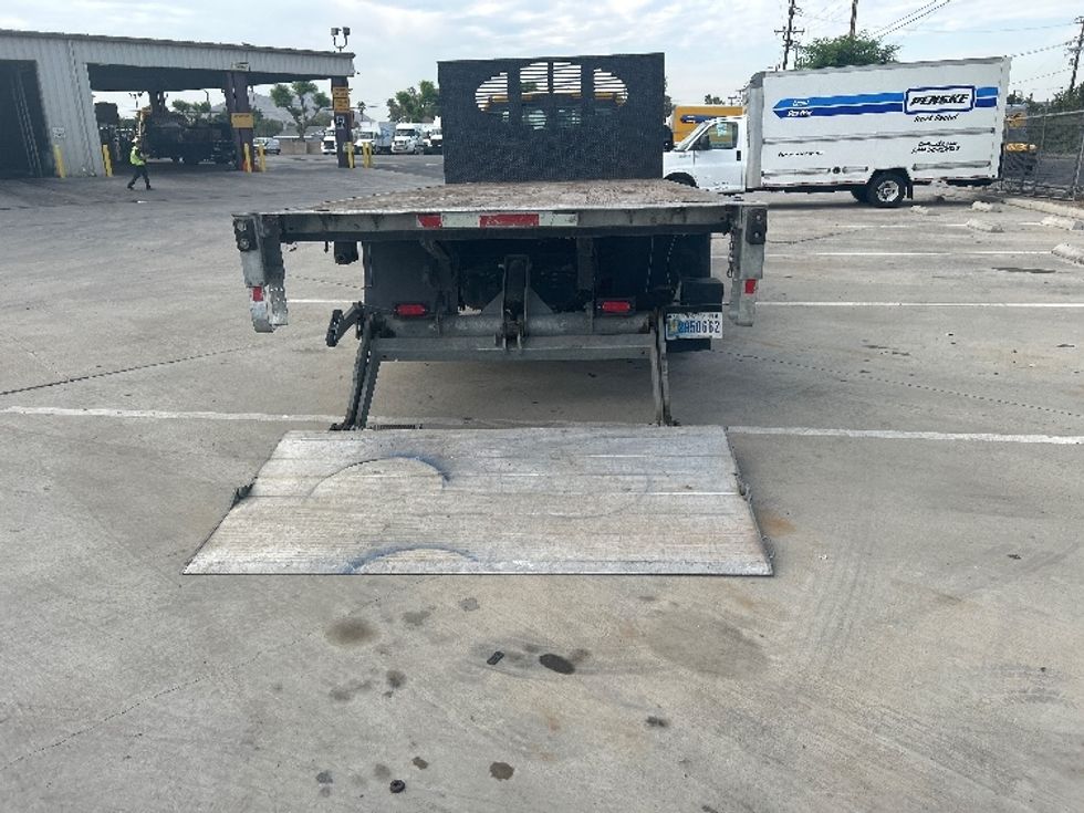 Flatbed Truck-Light and Medium Duty Trucks-Ford-2019-F450-Fontana-CA-103,518\n\t\tmiles-$ 32,750 - Image 8