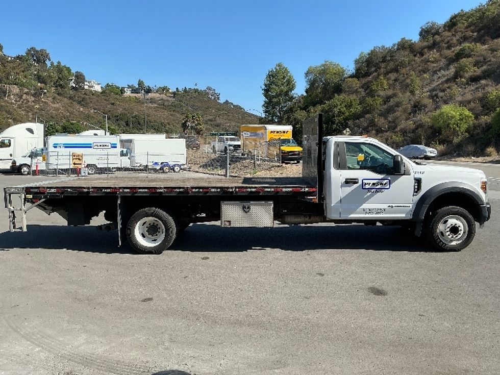 Flatbed Truck-Light and Medium Duty Trucks-Ford-2019-F450-Fontana-CA-80,232\n\t\tmiles-$ 36,000 - Image 15