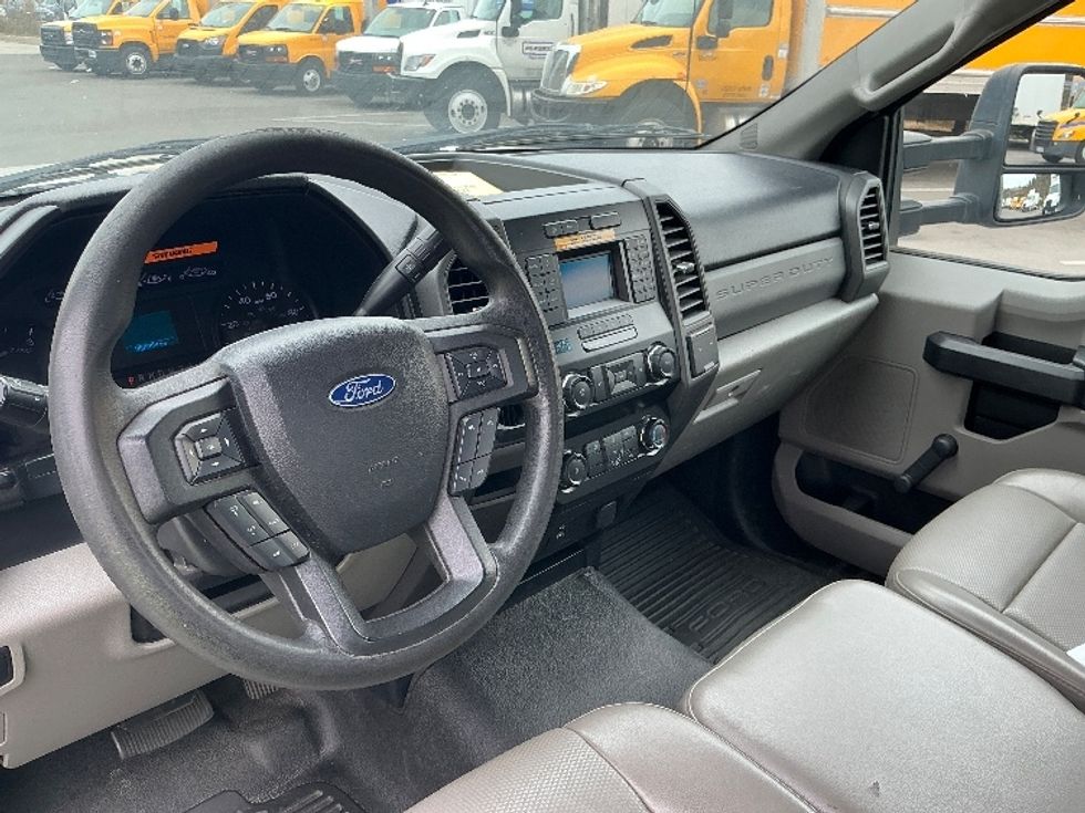 Flatbed Truck-Light and Medium Duty Trucks-Ford-2019-F450-Fontana-CA-80,232\n\t\tmiles-$ 36,000 - Image 17