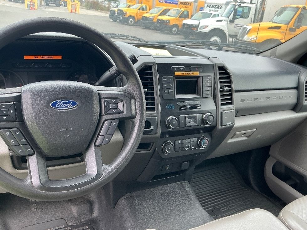 Flatbed Truck-Light and Medium Duty Trucks-Ford-2019-F450-Fontana-CA-80,232\n\t\tmiles-$ 36,000 - Image 18