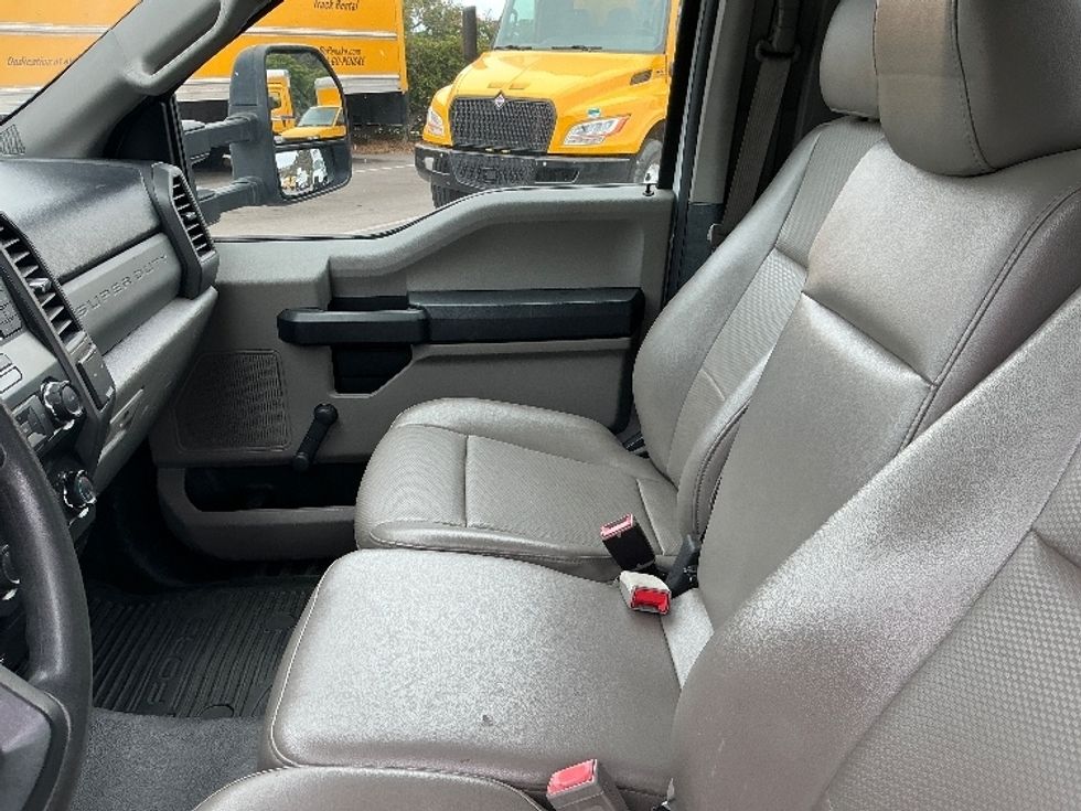 Flatbed Truck-Light and Medium Duty Trucks-Ford-2019-F450-Fontana-CA-85,194\n\t\tmiles-$ 35,500 - Image 19