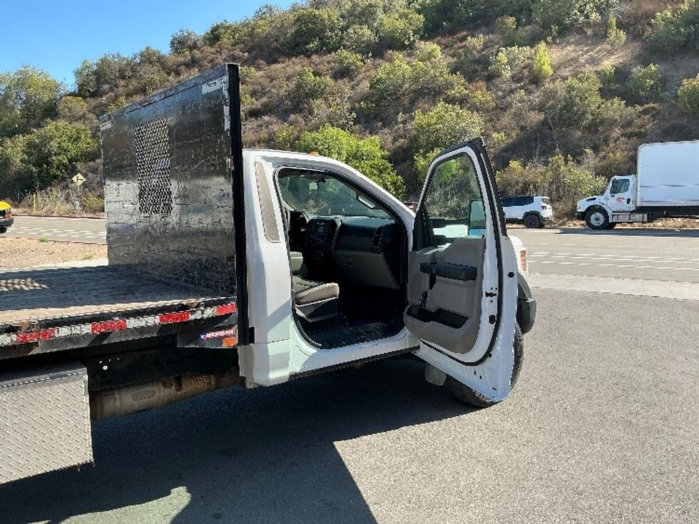 Flatbed Truck-Light and Medium Duty Trucks-Ford-2019-F450-Fontana-CA-85,194\n\t\tmiles-$ 35,500 - Image 20