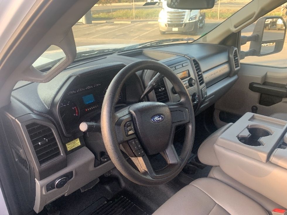 Flatbed Truck-Light and Medium Duty Trucks-Ford-2019-F450-Fresno-CA-112,595\n\t\tmiles-$ 39,250 - Image 12