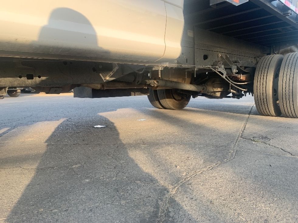 Flatbed Truck-Light and Medium Duty Trucks-Ford-2019-F450-Fresno-CA-112,595\n\t\tmiles-$ 39,250 - Image 5