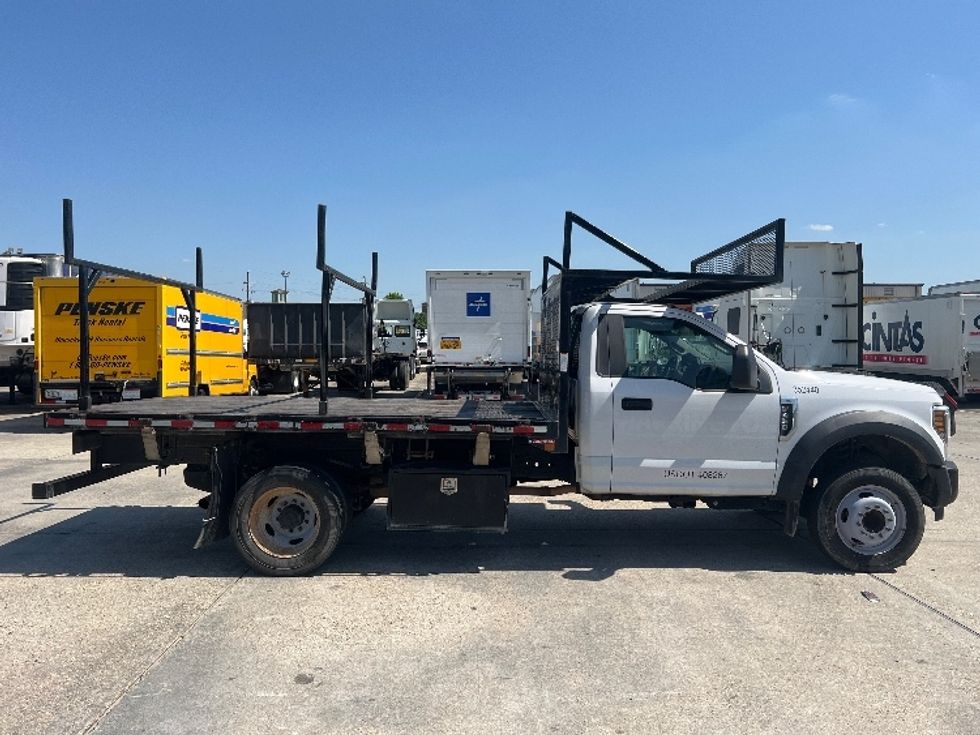 Flatbed Truck-Light and Medium Duty Trucks-Ford-2019-F450-Garland-TX-101,124\n\t\tmiles-$ 31,500 - Image 11