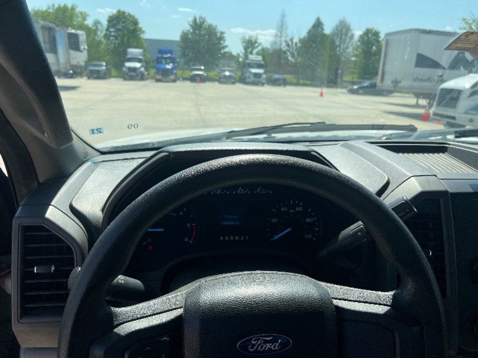 Flatbed Truck-Light and Medium Duty Trucks-Ford-2019-F450-Garland-TX-101,124\n\t\tmiles-$ 31,500 - Image 14