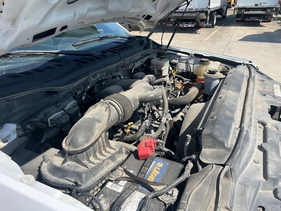 Flatbed Truck-Light and Medium Duty Trucks-Ford-2019-F450-Garland-TX-101,124\n\t\tmiles-$ 31,500 - Image 19