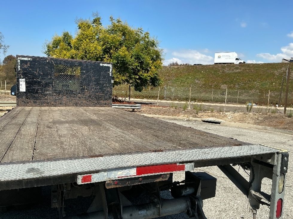 Flatbed Truck-Light and Medium Duty Trucks-Ford-2019-F450-Torrance-CA-106,160\n\t\tmiles-$ 32,500 - Image 12