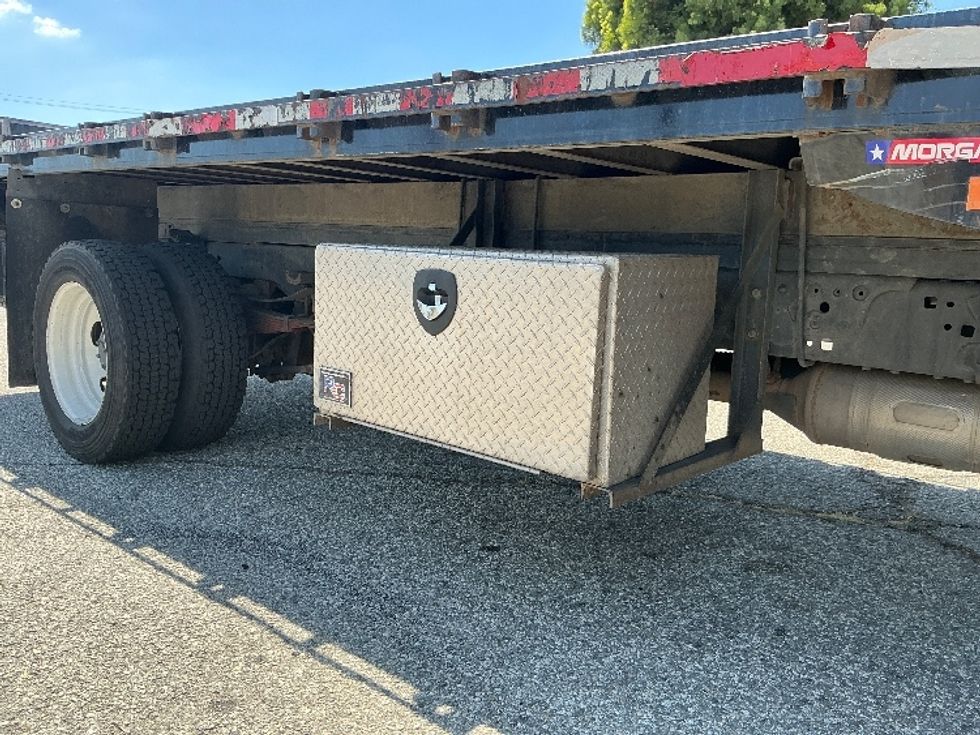 Flatbed Truck-Light and Medium Duty Trucks-Ford-2019-F450-Torrance-CA-106,160\n\t\tmiles-$ 32,500 - Image 14