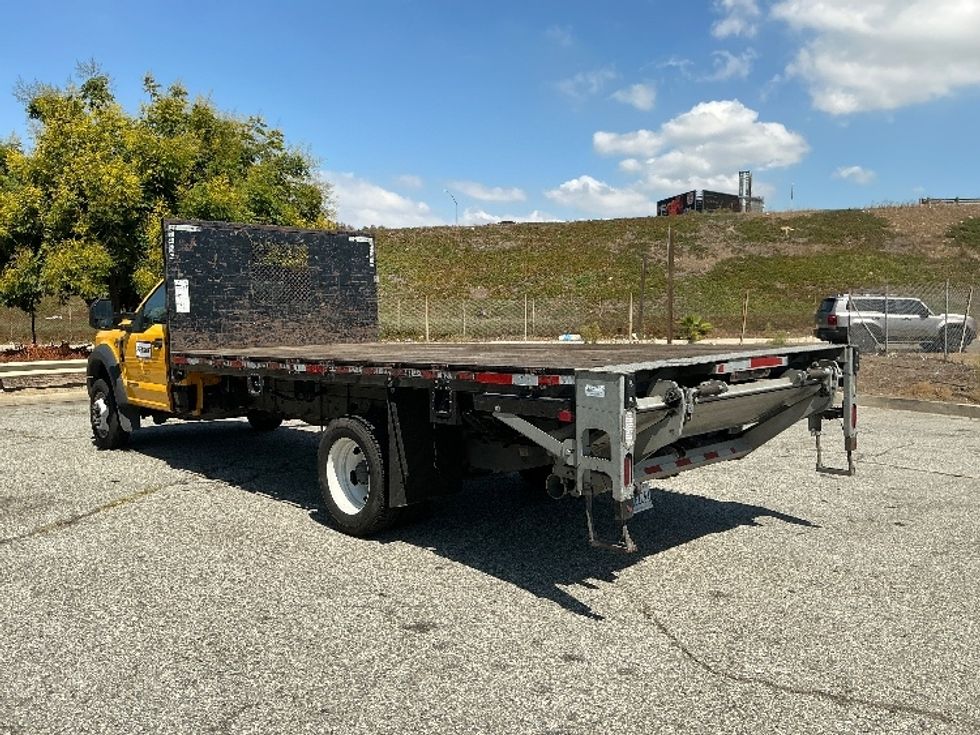 Flatbed Truck-Light and Medium Duty Trucks-Ford-2019-F450-Torrance-CA-106,160\n\t\tmiles-$ 32,500 - Image 6