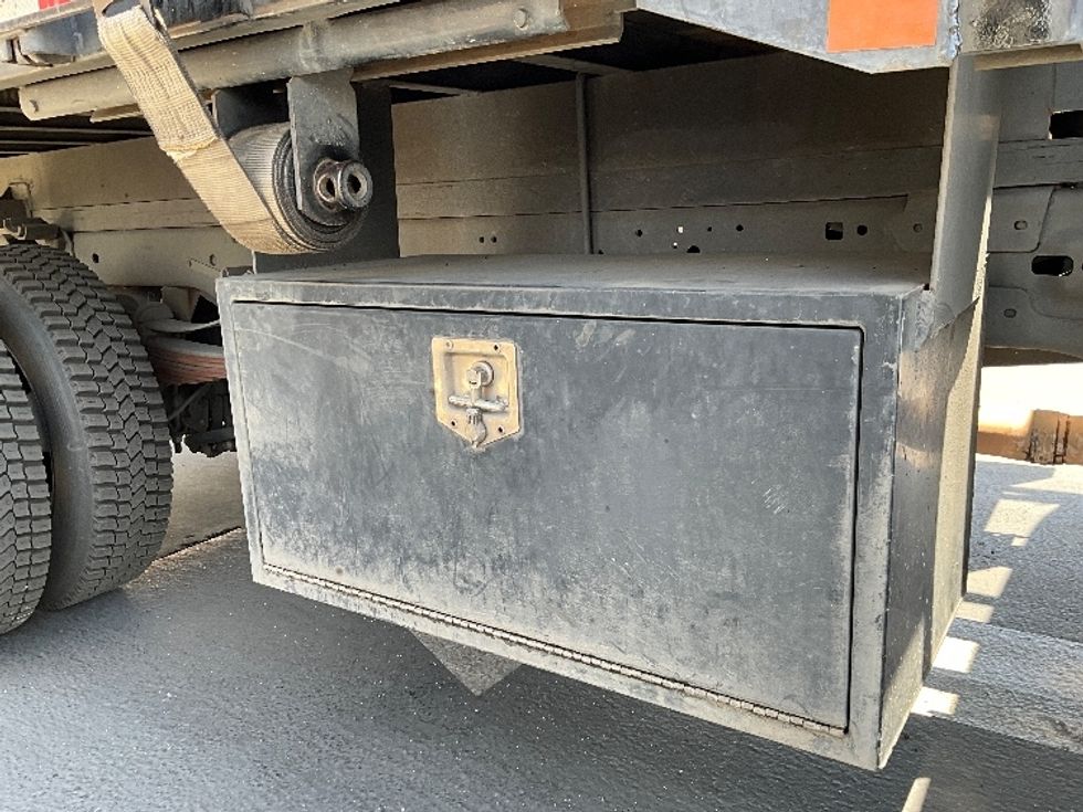 Flatbed Truck-Light and Medium Duty Trucks-Ford-2019-F450-Torrance-CA-156,617\n\t\tmiles-$ 35,500 - Image 12