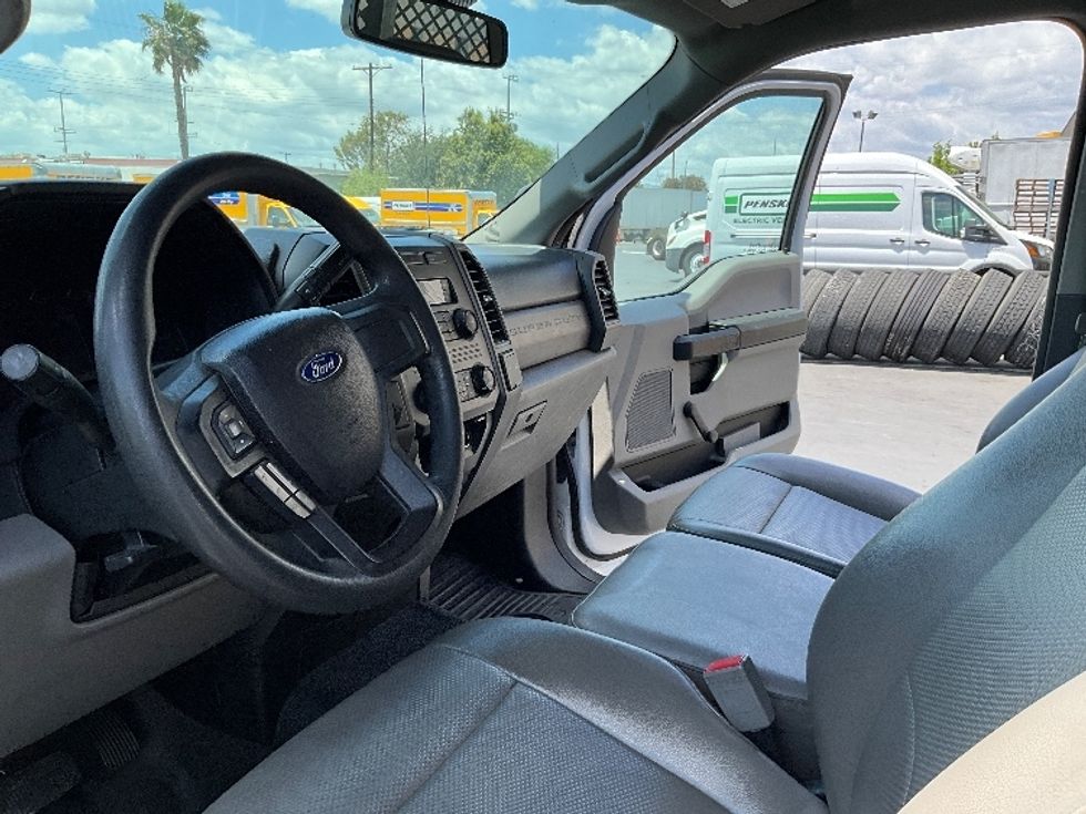 Flatbed Truck-Light and Medium Duty Trucks-Ford-2019-F450-Torrance-CA-156,617\n\t\tmiles-$ 35,500 - Image 15