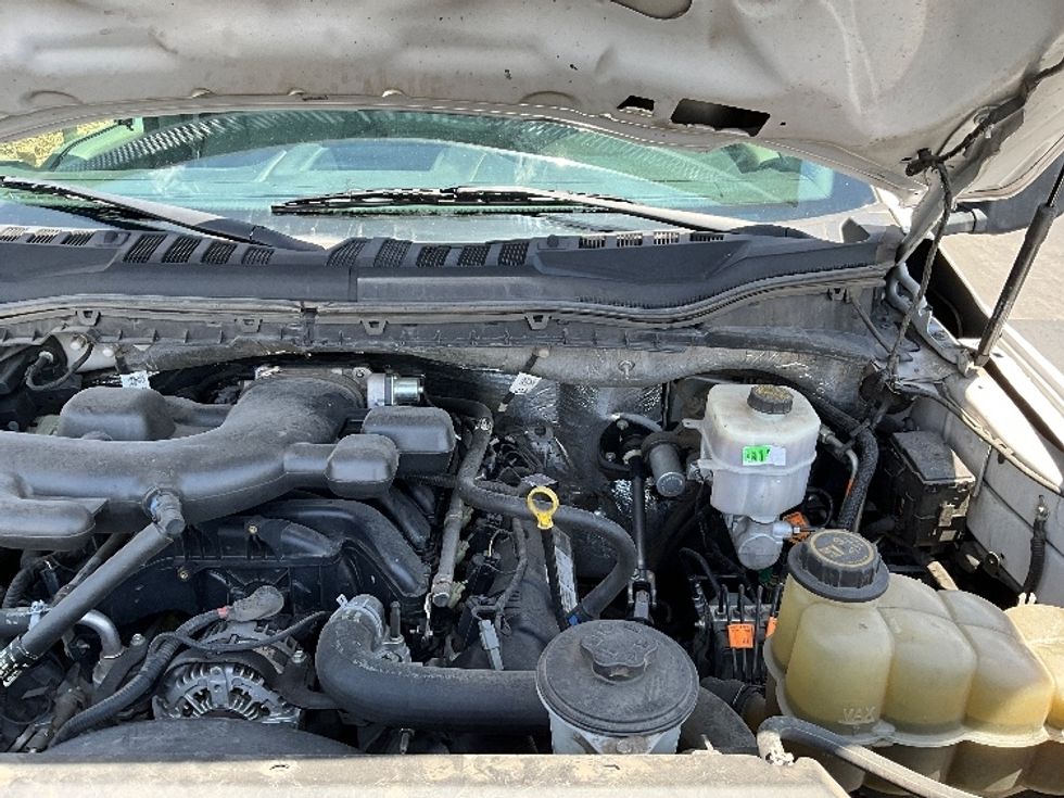 Flatbed Truck-Light and Medium Duty Trucks-Ford-2019-F450-Torrance-CA-156,617\n\t\tmiles-$ 35,500 - Image 22