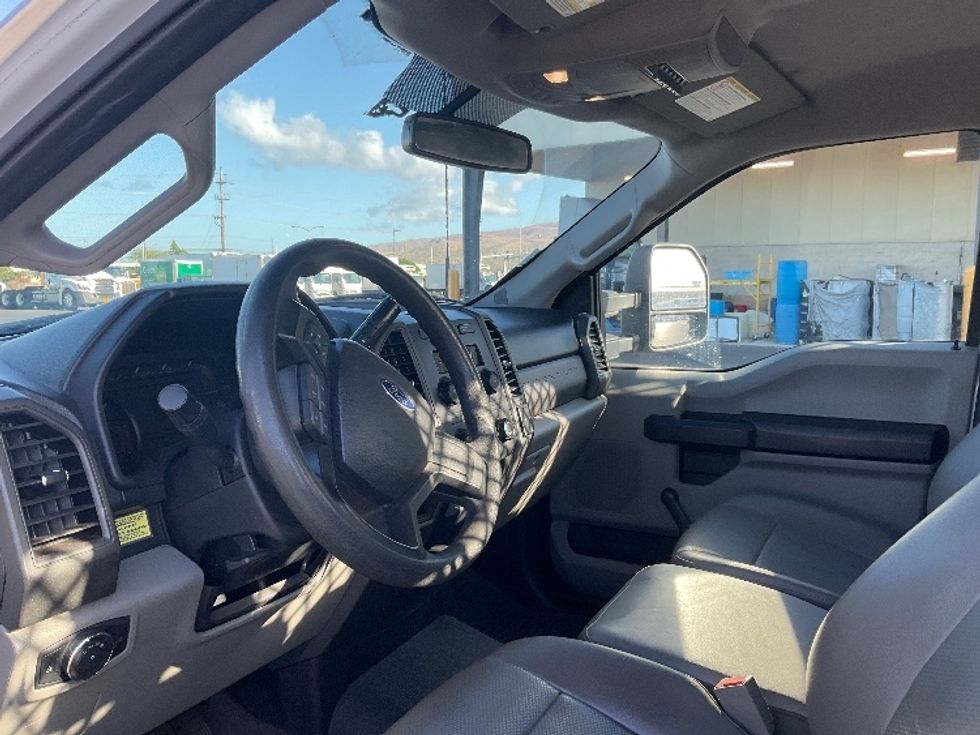 Flatbed Truck-Light and Medium Duty Trucks-Ford-2019-F450-Torrance-CA-68,232\n\t\tmiles-$ 34,500 - Image 13