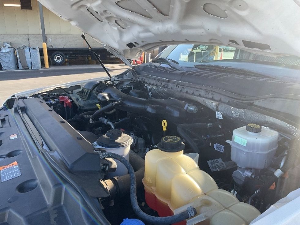 Flatbed Truck-Light and Medium Duty Trucks-Ford-2019-F450-Torrance-CA-68,232\n\t\tmiles-$ 34,500 - Image 20