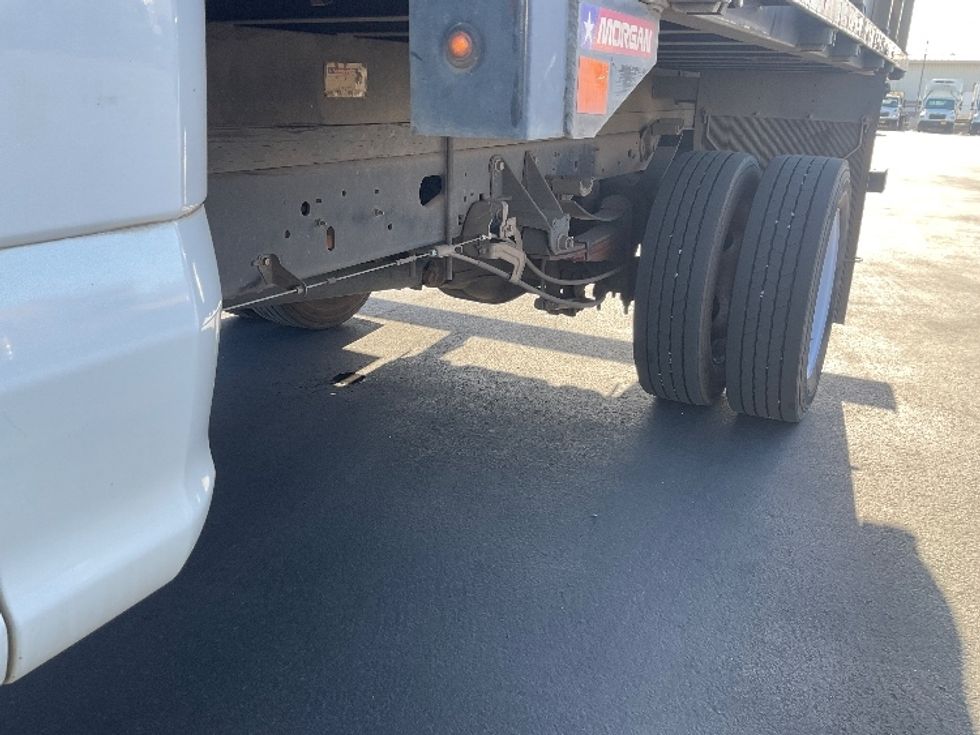 Flatbed Truck-Light and Medium Duty Trucks-Ford-2019-F450-Torrance-CA-68,232\n\t\tmiles-$ 34,500 - Image 5