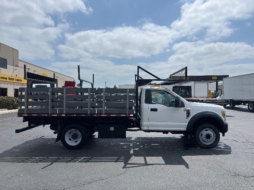Flatbed Truck-Light and Medium Duty Trucks-Ford-2019-F450-Torrance-CA-75,132\n\t\tmiles-$ 32,250 - Image 13