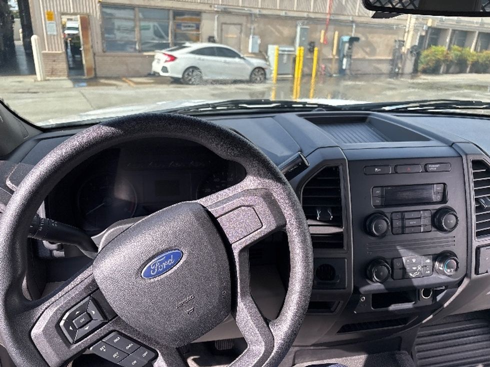 Flatbed Truck-Light and Medium Duty Trucks-Ford-2019-F450-West Sacramento-CA-47,679\n\t\tmiles-$ 35,750 - Image 18