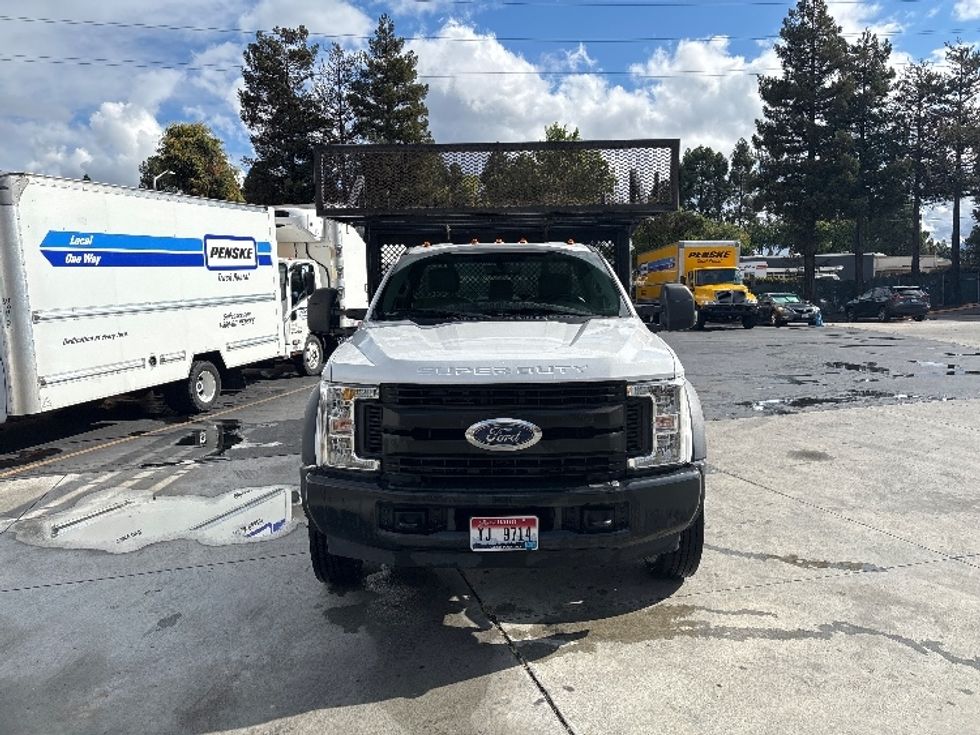 Flatbed Truck-Light and Medium Duty Trucks-Ford-2019-F450-West Sacramento-CA-47,679\n\t\tmiles-$ 35,750 - Image 2
