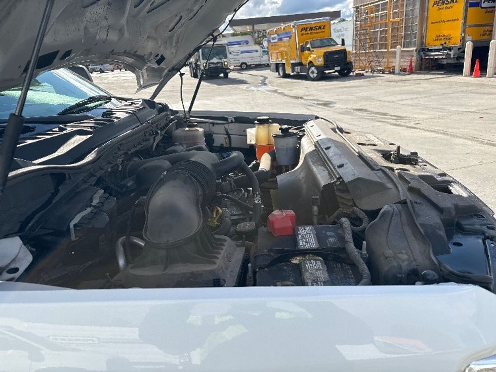 Flatbed Truck-Light and Medium Duty Trucks-Ford-2019-F450-West Sacramento-CA-47,679\n\t\tmiles-$ 35,750 - Image 23