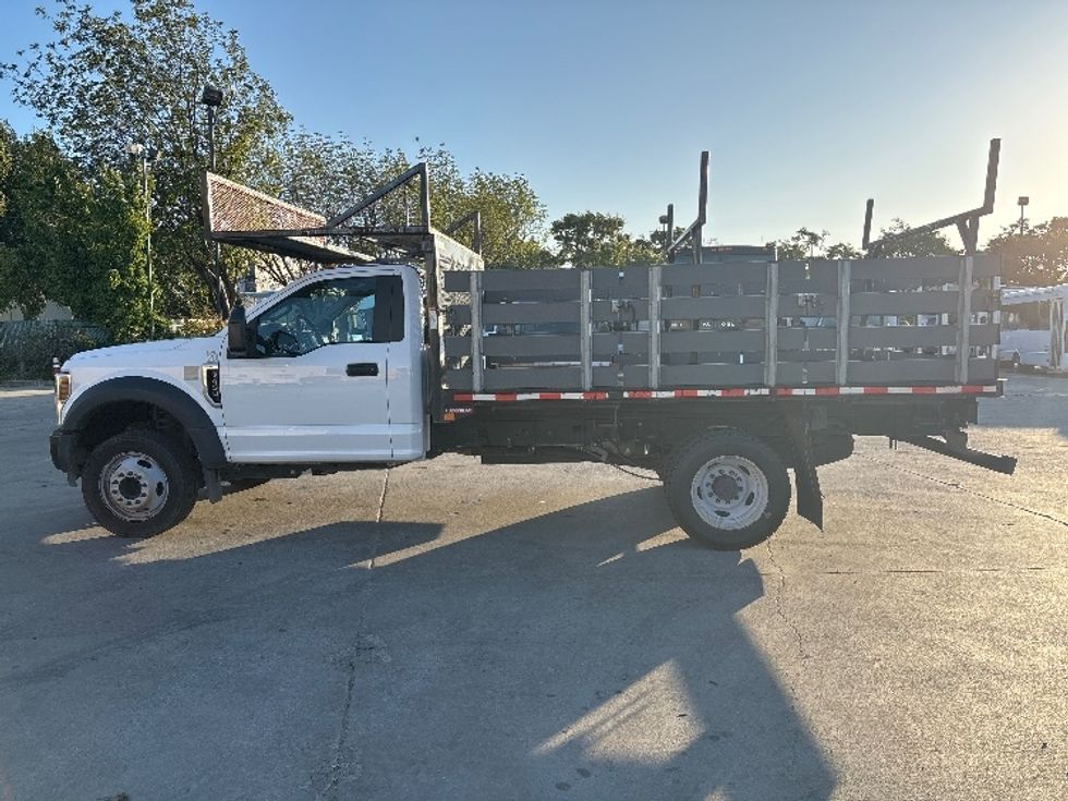 Flatbed Truck-Light and Medium Duty Trucks-Ford-2019-F450-West Sacramento-CA-80,222\n\t\tmiles-$ 41,750 - Image 4