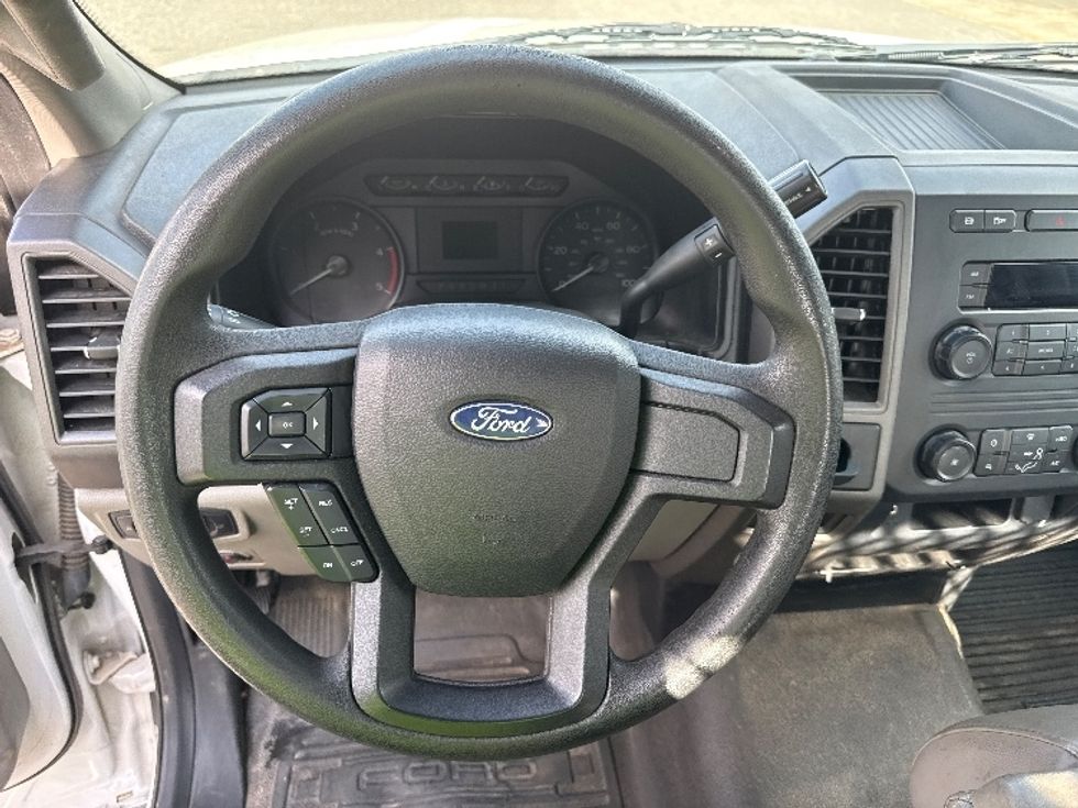 Flatbed Truck-Light and Medium Duty Trucks-Ford-2019-F550-Birmingham-AL-106,736\n\t\tmiles-$ 41,500 - Image 18