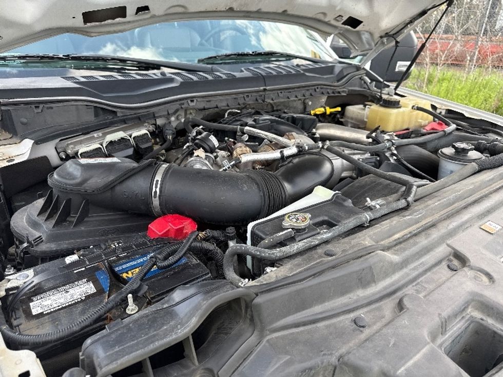 Flatbed Truck-Light and Medium Duty Trucks-Ford-2019-F550-Birmingham-AL-106,736\n\t\tmiles-$ 41,500 - Image 23