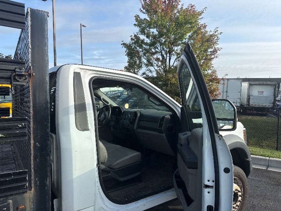 Flatbed Truck-Light and Medium Duty Trucks-Ford-2019-F550-Jessup-MD-64,166\n\t\tmiles-$ 39,750 - Image 19