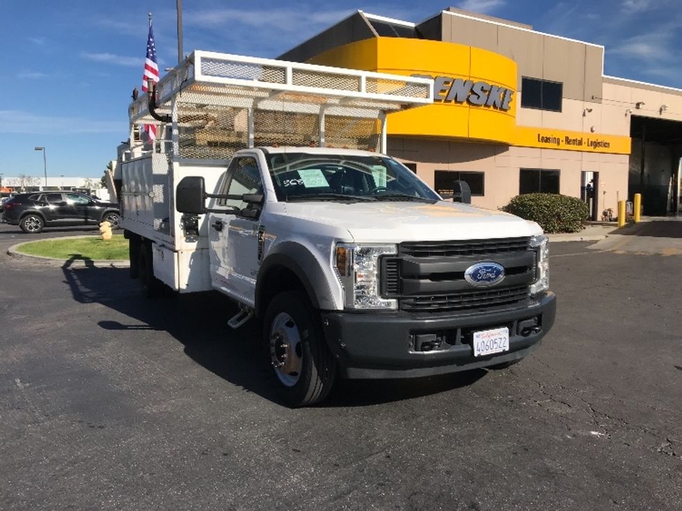 Flatbed Truck-Light and Medium Duty Trucks-Ford-2019-F550-La Mirada-CA-28,107\n\t\tmiles-$ 42,000 - Image 1